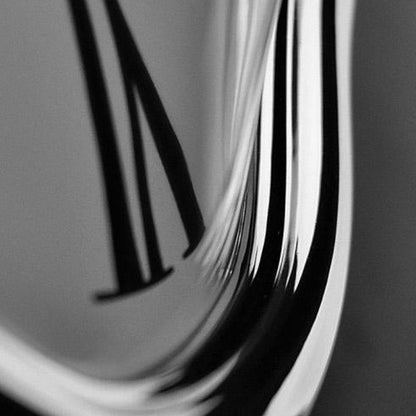 Schmelzuhr im Dali-Stil | Wand- und Tischuhr 5