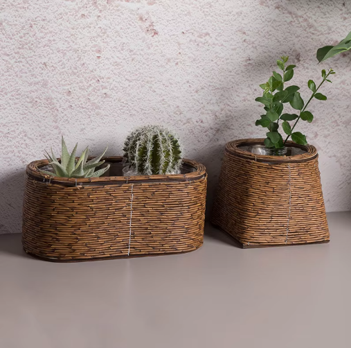 Rattanora | Handgewebte Eleganz für Ihre Pflanzen und Räume