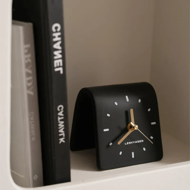 SculptiTime | Tischuhr Modern Braun 11,8 cm Keramik 3