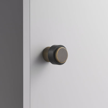 TELOS | Türstopper Boden aus massivem Messing 8
