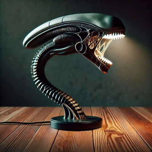 Xenomorph | Schreibtischlampe LED mit Biomechanischem Design 0