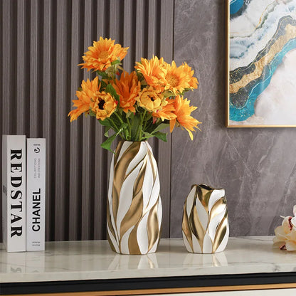 RegalFlow | Vase mit Wellenmuster