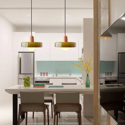 Bauhaus Pendelleuchte aus Farbglas