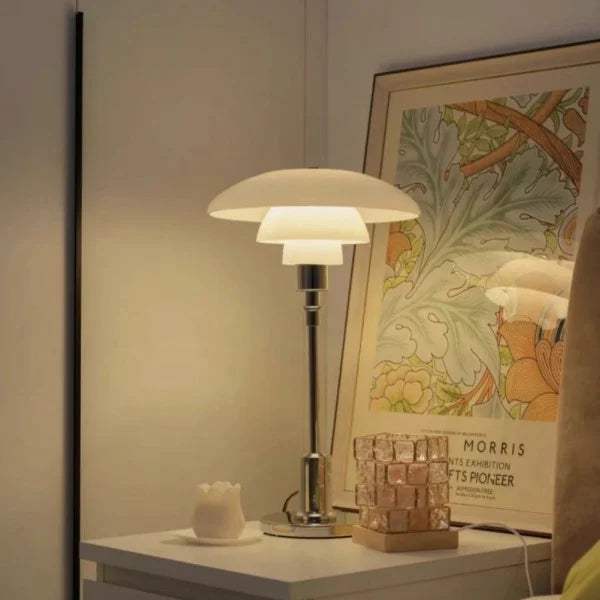 Moderne Disc Tischlampe aus Metall und Opalglas | Elegante Nachttischlampe mit Diffuser und Praktischem Tastschalter, 46 cm hoch-5