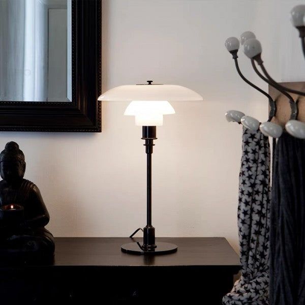 Moderne Disc Tischlampe aus Metall und Opalglas | Elegante Nachttischlampe mit Diffuser und Praktischem Tastschalter, 46 cm hoch-2