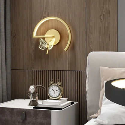 GlowWing | Lampe mit anmutigem Bogen-Design